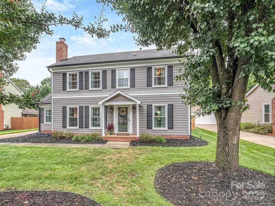 8715 Parkchester Dr, Charlotte, NC 28277 — closed by Oleh Yushchenko